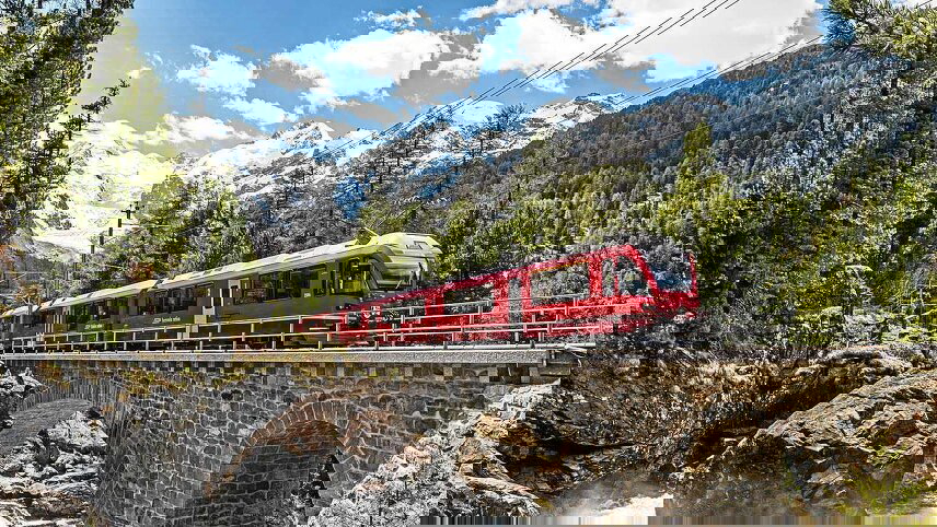 Grand Alpine Explorer