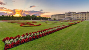 10 Day Vineyards & Palaces along the Danube with Prague (Uniworld)