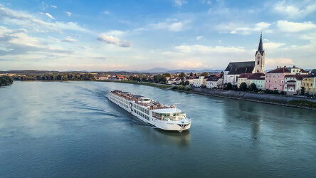 Floating Boutique Hotels