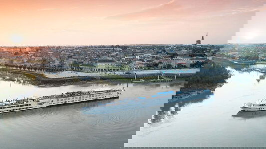 S.S. Bon Voyage S.S. Bon Voyage