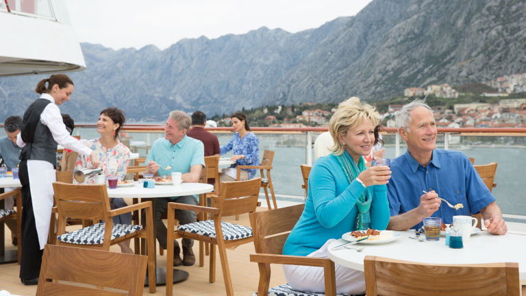 Alfresco dining aboard Viking Cruise