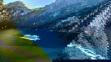 27 Day British Isles & Iceland Explorer (Viking)