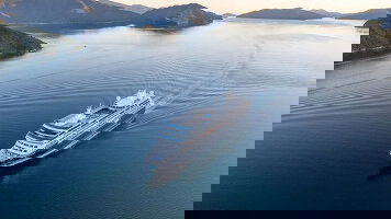 Tour & Cruise Holidays