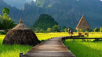 14 Day Laos: Top to Toe (Wendy Wu)
