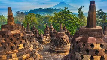 15 Day Wonders of Indonesia (Wendy Wu)