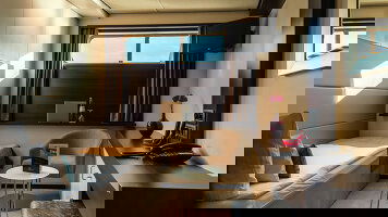 Amadeus Brilliant Single Stateroom