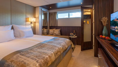 Amadeus Imperial Standard Stateroom