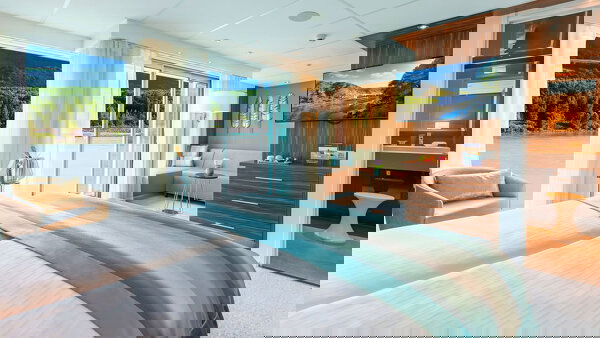 Amadeus Star Cabin Image