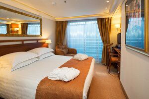 AmaCello Stateroom (French Balcony)