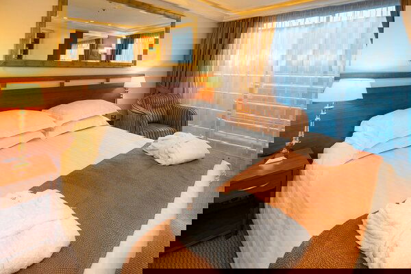 AmaCello Cabin Image