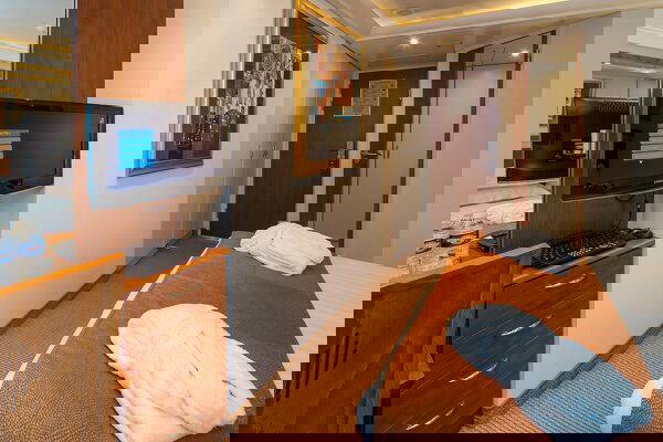 AmaCello Cabin Image