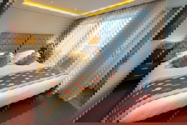 AmaCerto Cabin Image