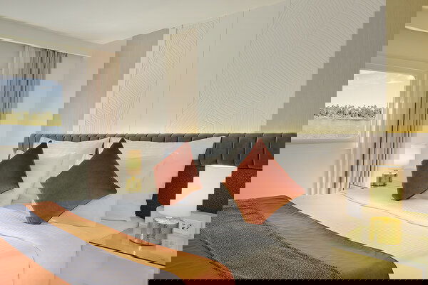 AmaDahlia Cabin Image