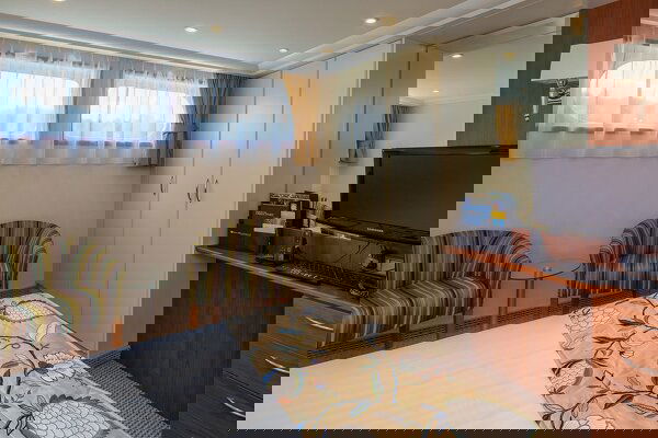 AmaDolce Cabin Image