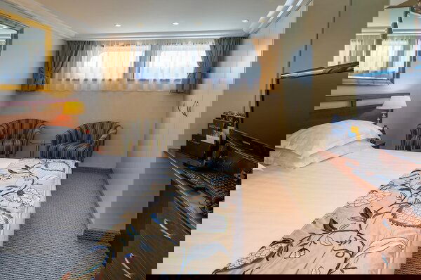 AmaDolce Cabin Image