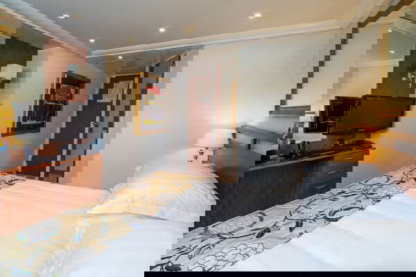 AmaDolce Cabin Image