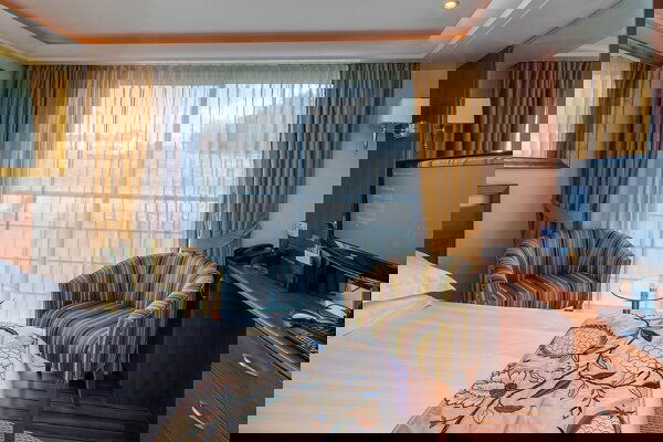 AmaDolce Cabin Image