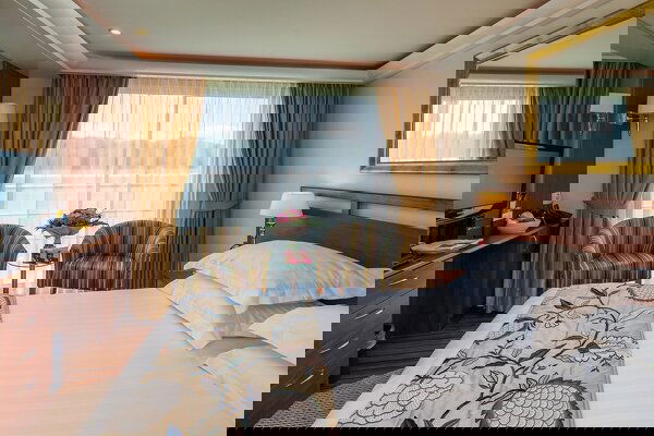 AmaDolce Cabin Image