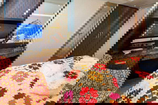 AmaSofia Cabin Image