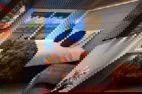 AmaMagna Cabin Image