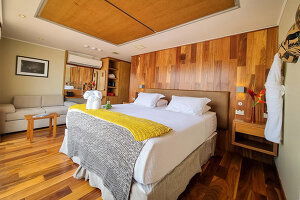 Delfin III Upper Suite