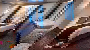 Koningsdam Signature Suite