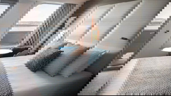 L'Austral Cabin Image