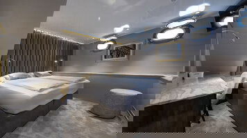 MV Lady Eleganza Porthole Cabin