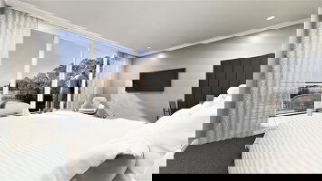 PS Australian Star Owner's King Suite