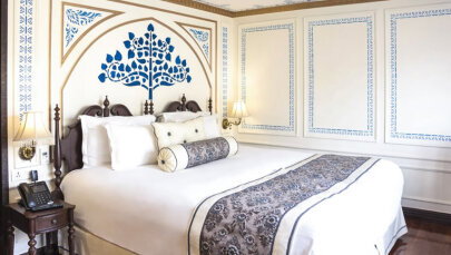 RV Ganges Voyager Signature Suite