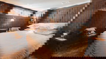 APT Solara Twin Window Suite