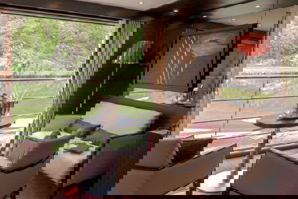 Avalon Expression Cabin Image