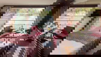 Avalon Passion Panorama Suite