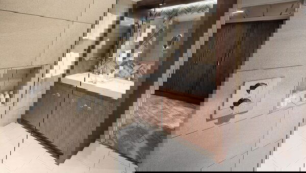 Azamara Onward Cabin Image