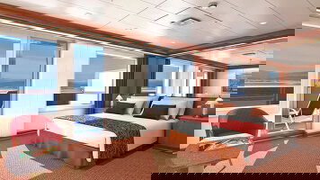 Carnival Splendor Grand Suite