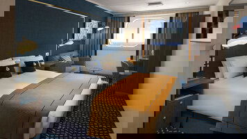 Queen Anne Britannia Deluxe Oceanview