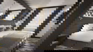 Queen Anne Penthouse Suite