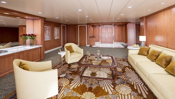 Queen Elizabeth Cabin Image