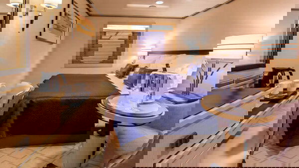 Queen Mary 2 Cabin Image