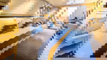 Queen Mary 2 Balcony (Sheltered)