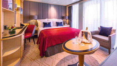 Queen Mary 2 Princess Suite