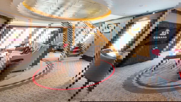 Queen Mary 2 Cabin Image