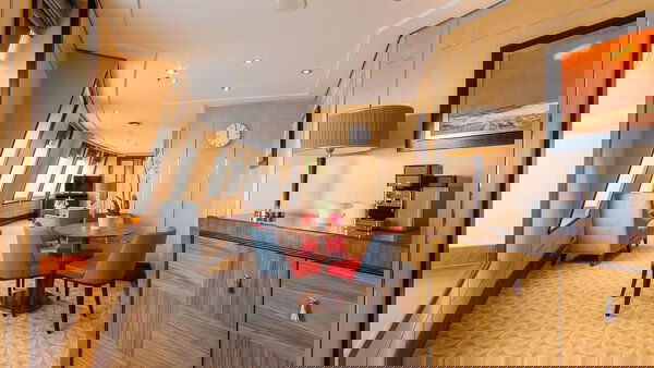 Queen Mary 2 Cabin Image