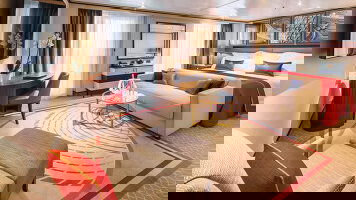 Queen Mary 2 Queens Suite