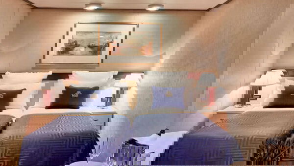 Queen Victoria Cabin Image