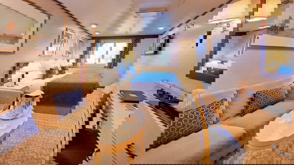 Queen Victoria Cabin Image