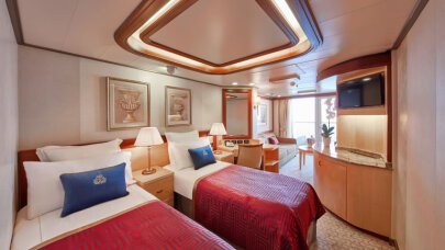Queen Victoria Princess Suite