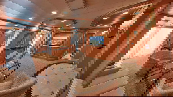 Queen Victoria Cabin Image