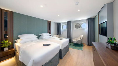 Emerald Harmony Emerald Stateroom