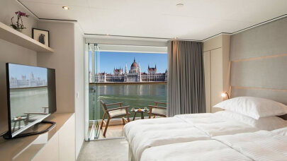 Emerald Liberte Grand Balcony Suite